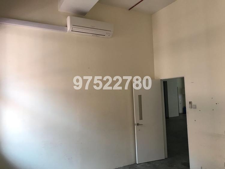 Printaid Building (D14), Warehouse #172782252